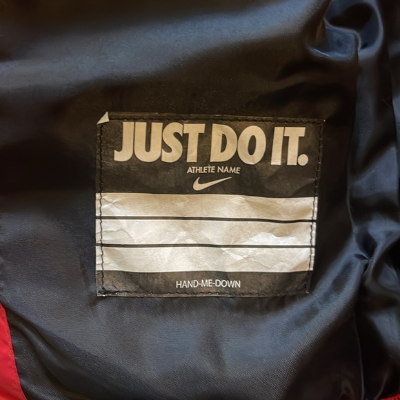 Toddler Filled Quilted Jacket Nike Size Small 4 and 5yrs - Picture 10 of 10